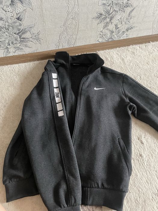 продается разная одежда