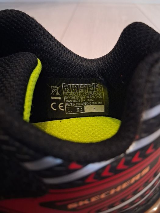 Skechers mărimea 28,5
