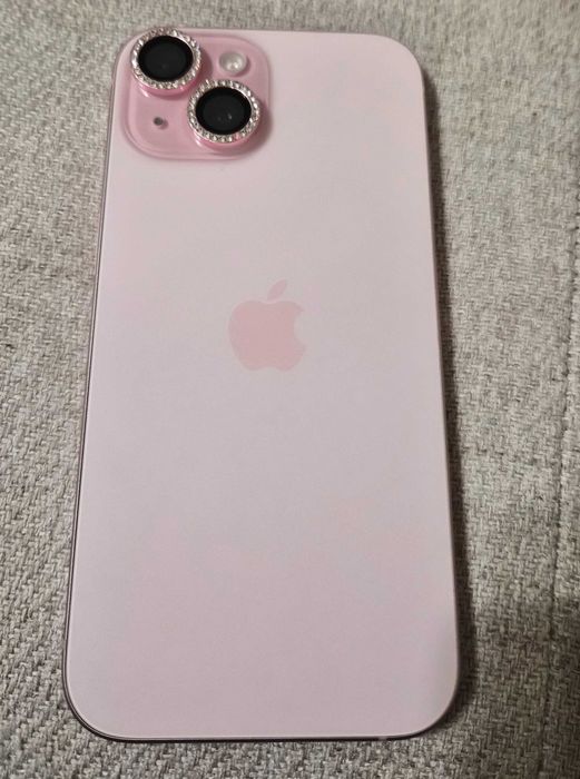 Iphone 15 pink + apple watch