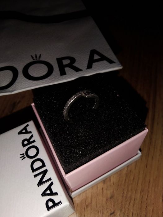 Продам Кольцо PANDORA