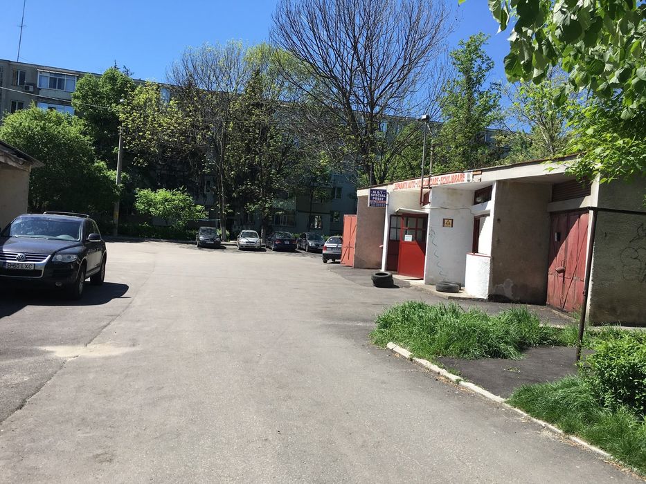 Garaj/spațiu depozitare de închiriat -Craiovei