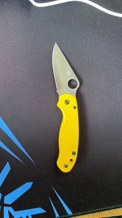 Продавам ножове от коллекция