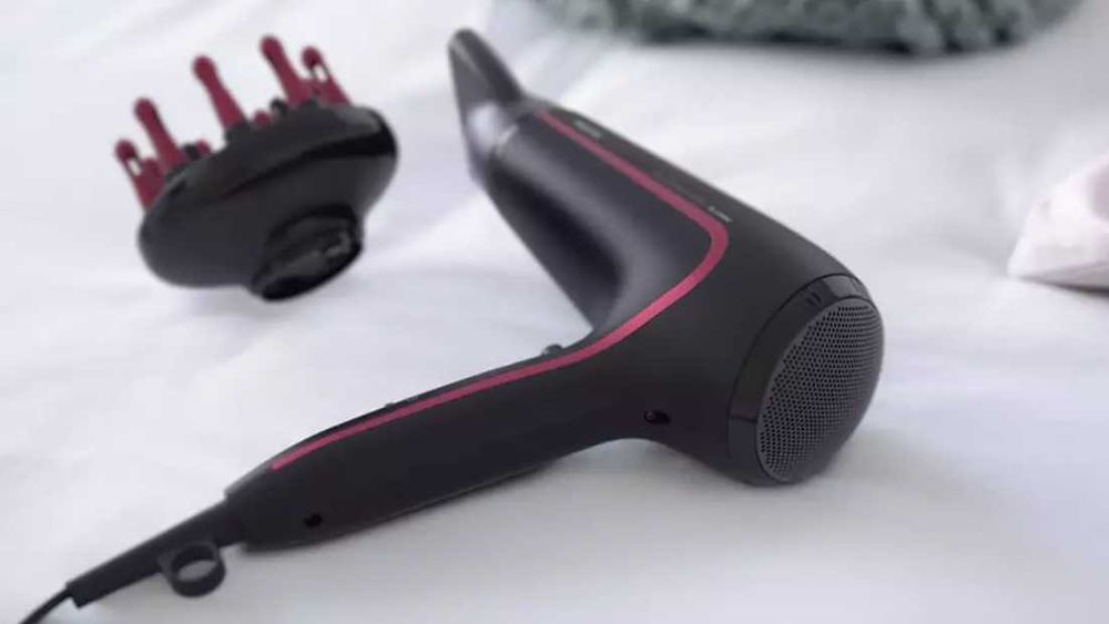 Сешоар Philips HP8238/00, 2300 W, Технология Thermo Protect