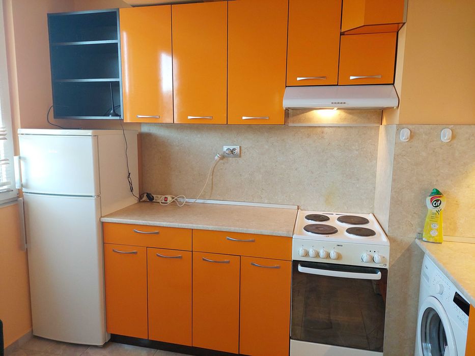 Продава се Двустаен апартамент в Ловеч, Младост - 60 кв.м за 1148 €/кв.м - Снимка #2