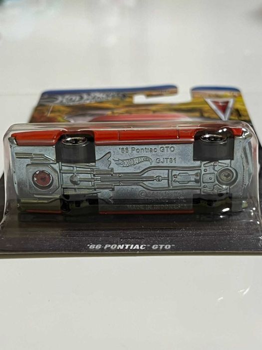 Hotwheels '66 pontiac gto' silver series CHASE car