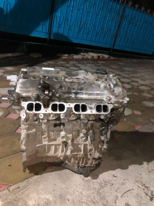 Тойота авенсис 2004ж. Объем 2.