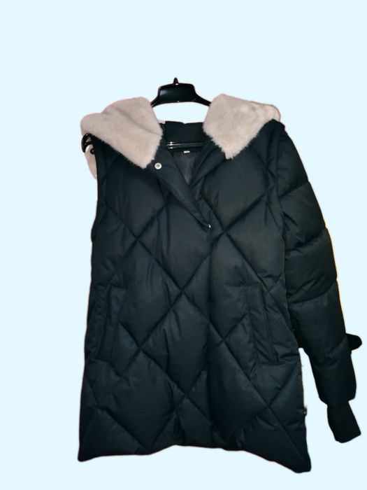 Yenglari olinadi. Va qo'l tomoni qo'lqopchali. Juda qalin.