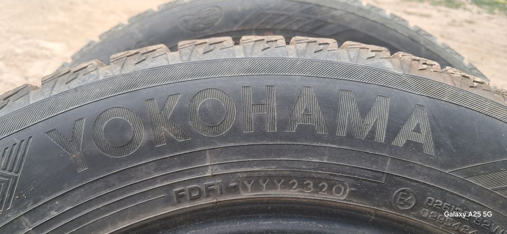 Продам зимные Шины Юкохама