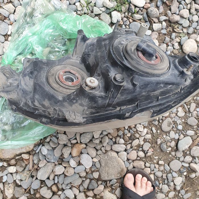 Фара от РХ 1998 не линзовая