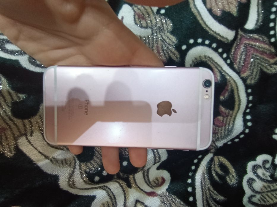 iPhone 6 s ideal ochilmagan radnoy