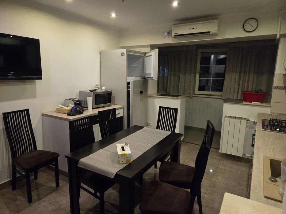 Apartament cu 2 camere zona centrala
