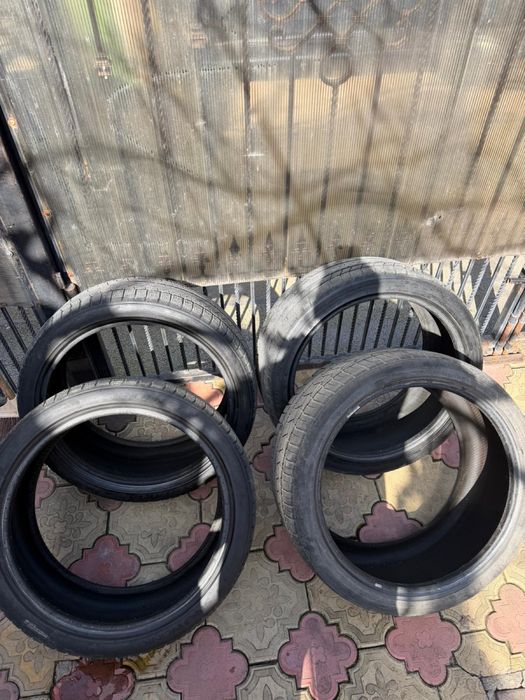 Anvelope Iarna 245 / 40 r20 - 275 35 20