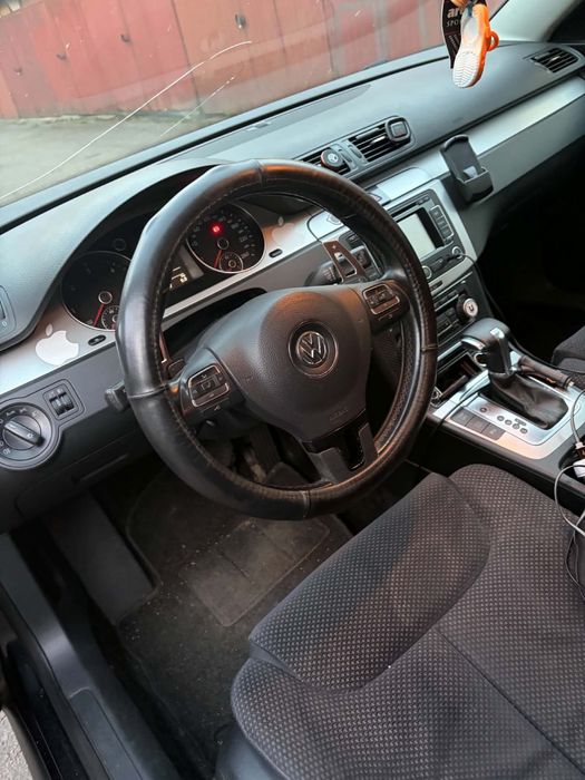 Volkswagen Passat 2011 diesel, 4.851 € — imagine 4