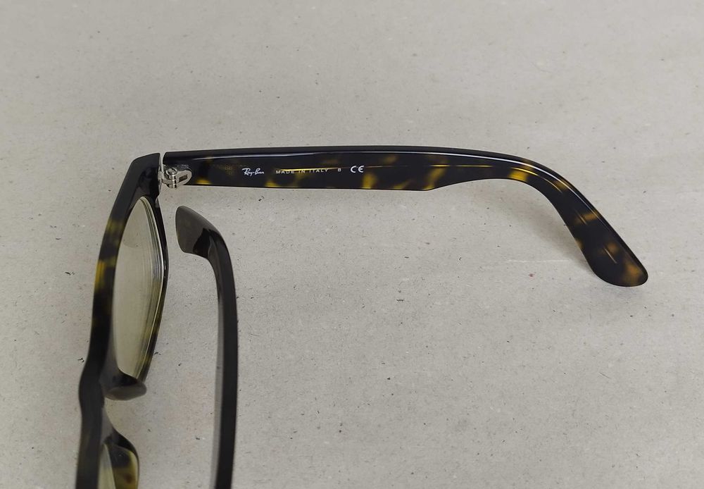 Очила Ray-Ban Wayfarer RB 5184 2012