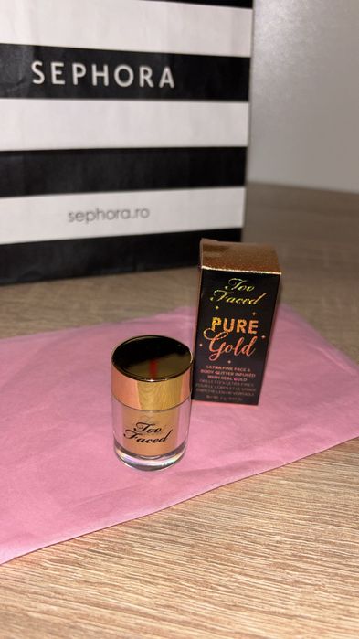 Sclipici față și corp TOO FACED pure gold