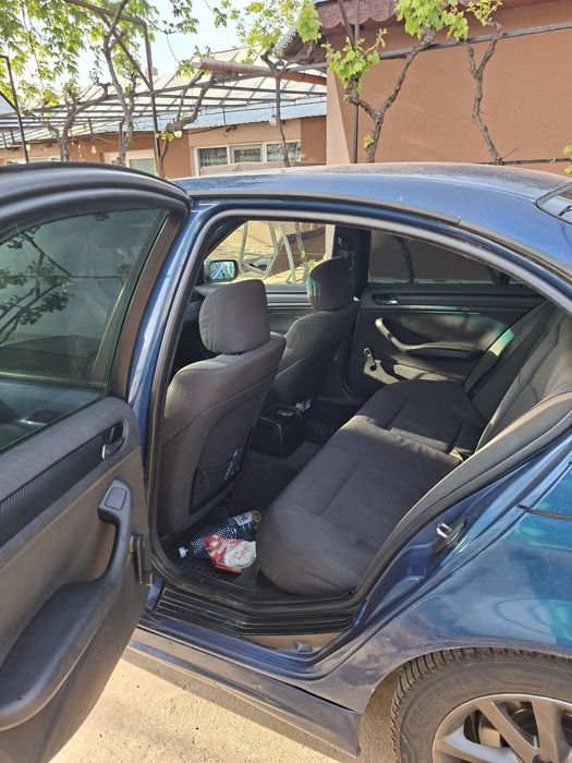 Vând Bmw e46 an 2003 150cp