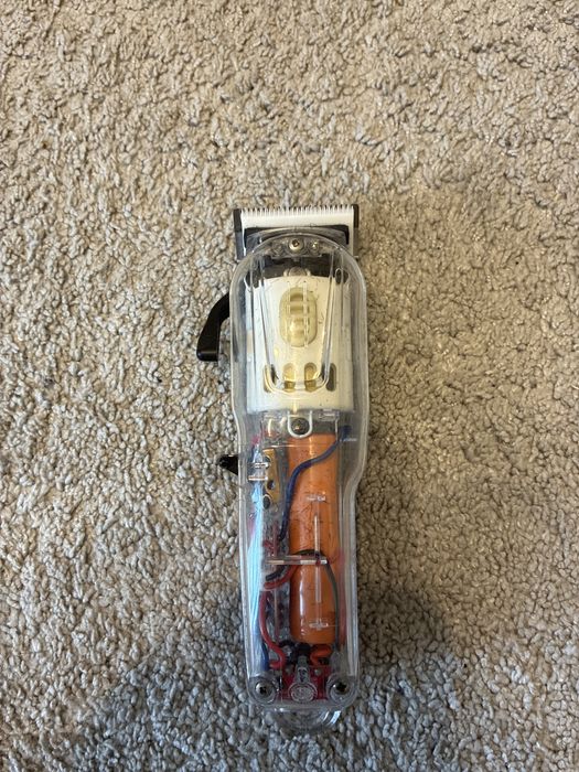 Masina de tuns Wahl magic clipper carcasa transparenta