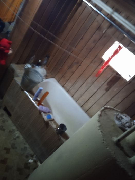 Карши шахарда 2 каватли ховли сотилади