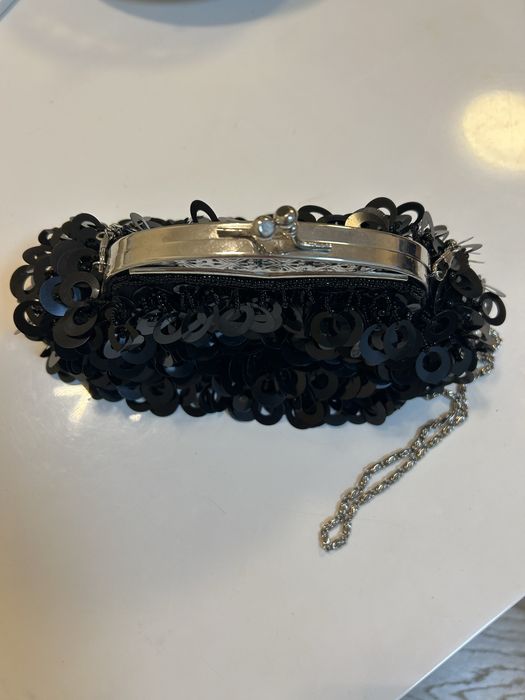 Черна ретро чантичка