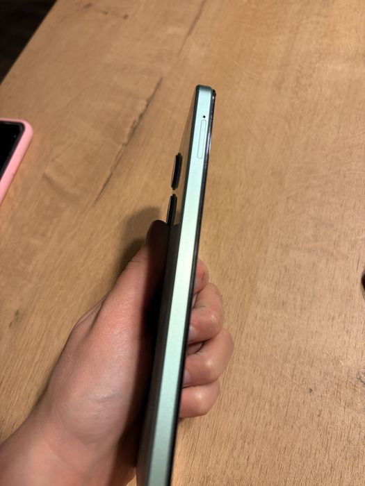 Телефон Vivo Y03