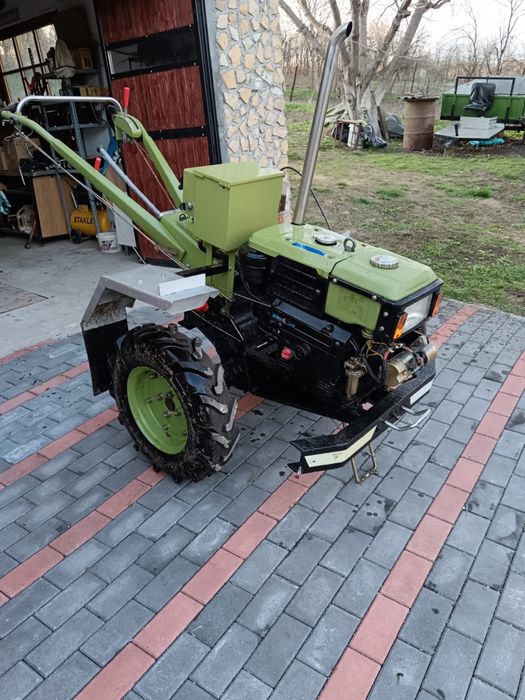 Vand motocultor Bizon