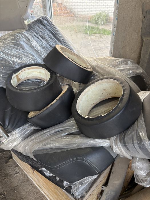 Подиумы для динамиков 20е