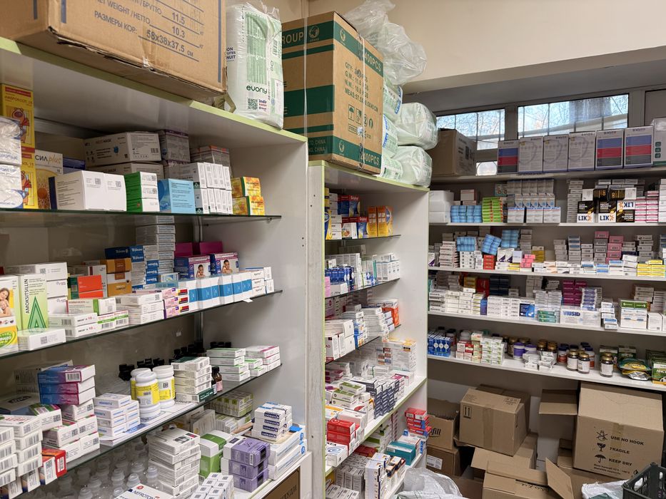 Apteka sotiladi tayyor biznes joy arenda juda yaxshi joyda joylashgan