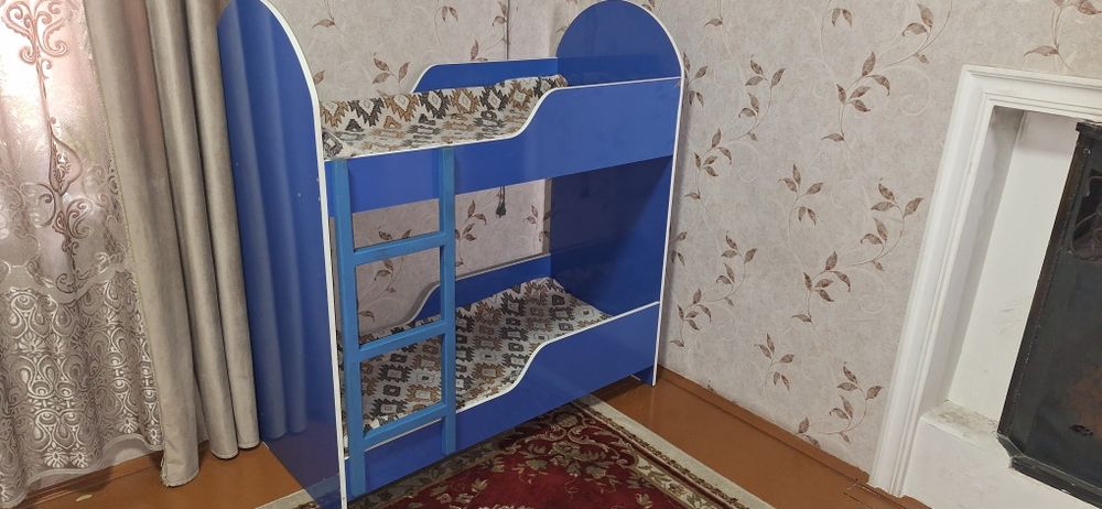 Двухэтажный детский кровать. Икки этажлик болалар кровати.