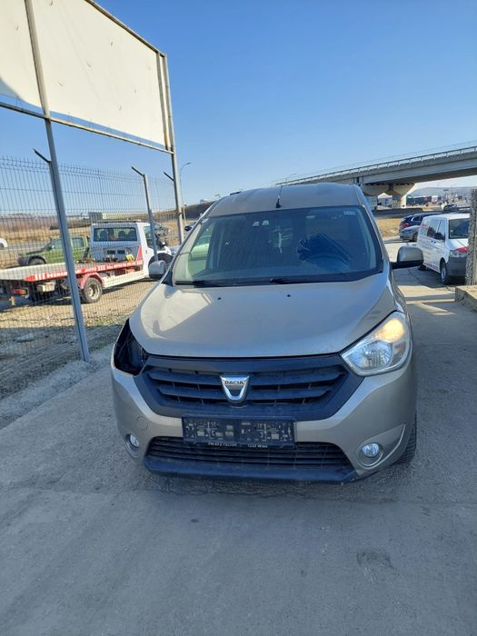 Dezmembram Dacia Dokker, an 2014, MOTOR 1.2 TCE