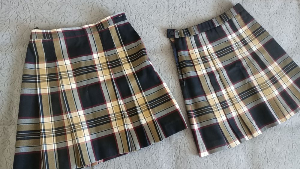 Юбки школьные  2 пары