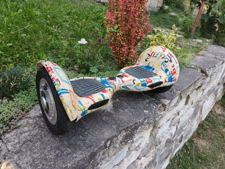 Hoverboard roti gonflabile.