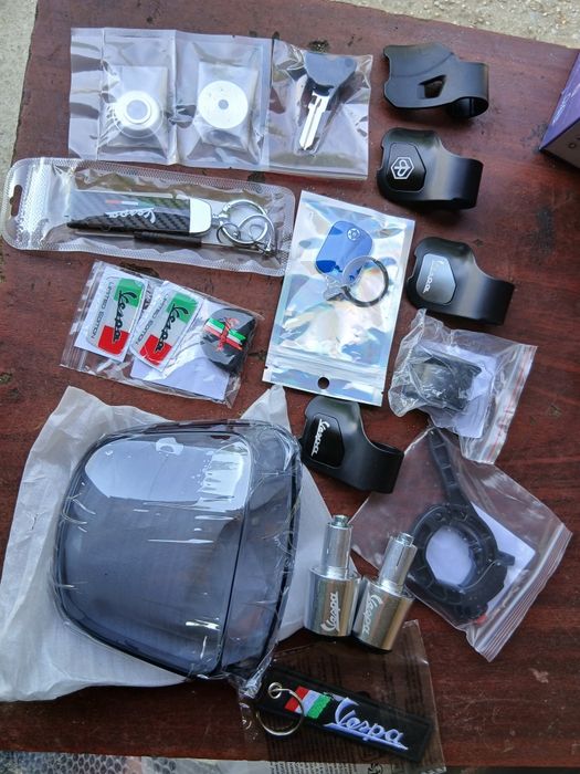 Accesorii vespa noi