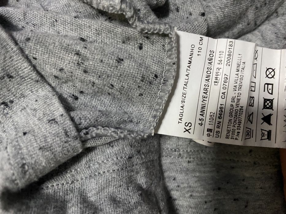 Блузи Esprit i Benetton