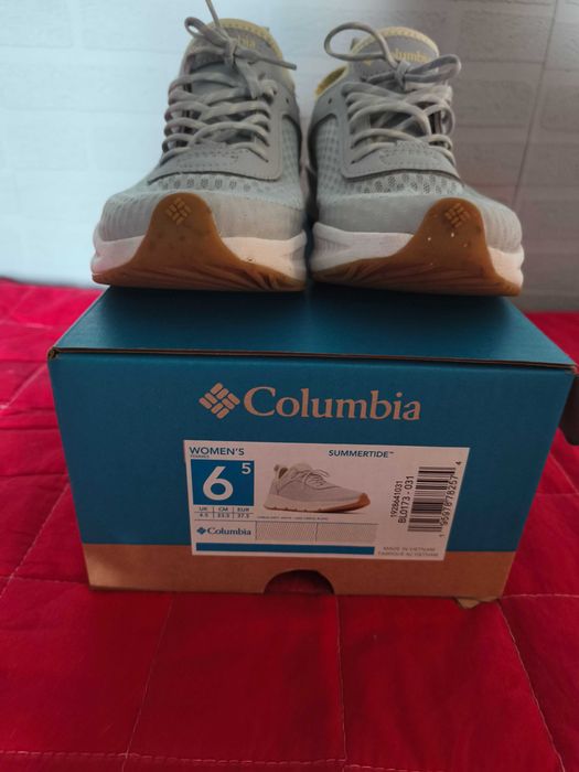 Adidasi Columbia marimea 37.5