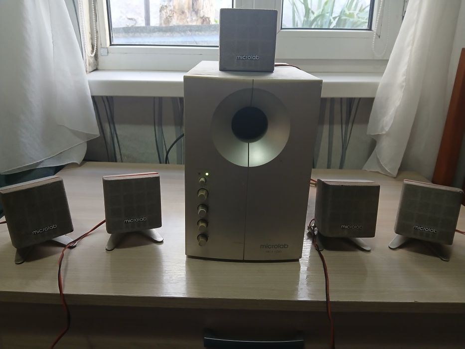 Сабвуфер с сателлитами продам