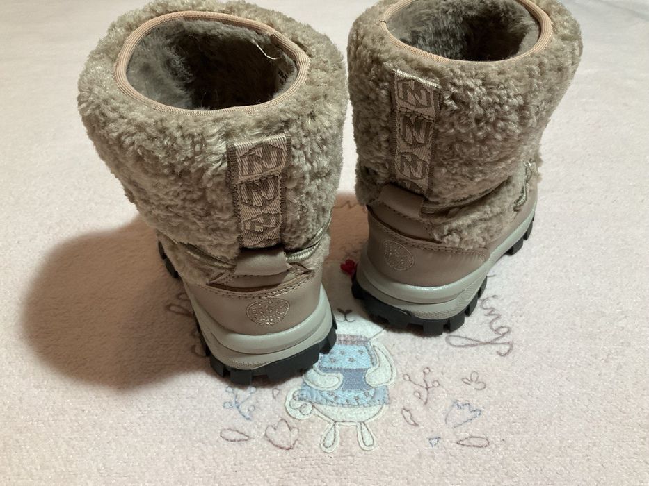 Сапоги для девочки 25.5 размера