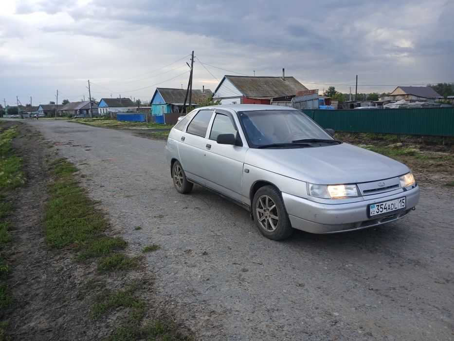 Продам машину ваз 2112