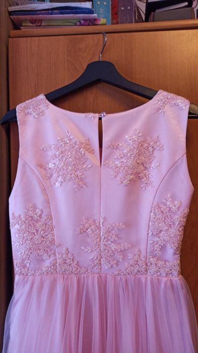 Продаётся вечернее платье