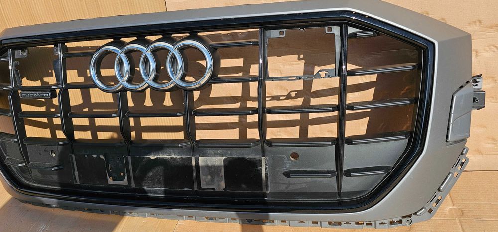 Grila radiator Audi Q8 S-Line 2019 2020 / 2021 2022