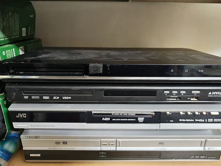 dvd player divx second hand si noi de vanzare • Anunturi