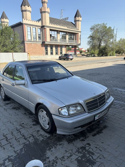 Продам автомобиль Mercedes W202