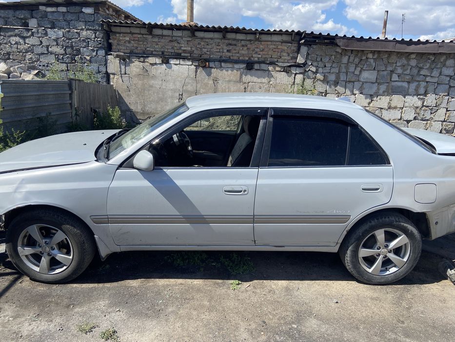 Тойота корона 1996