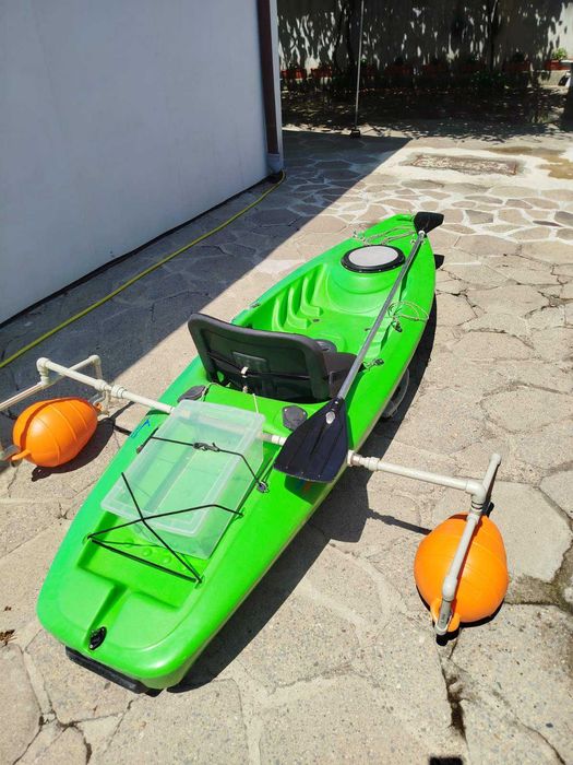 Лодка / Кану - 250 евро