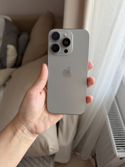 Продам iphone 16 pro
