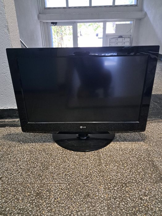 LG 32 .,без гаранция