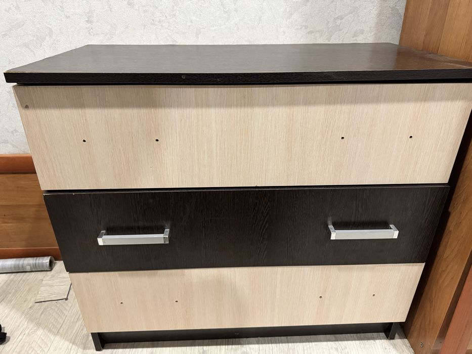 Продам камод с зеркалом цена 15000тг