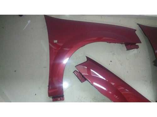 Aripă dreapta față Dacia Logan 2004-2013 vopsită roșu B76