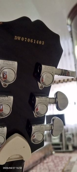 Elektrogitara sotiladi
Original Epipho