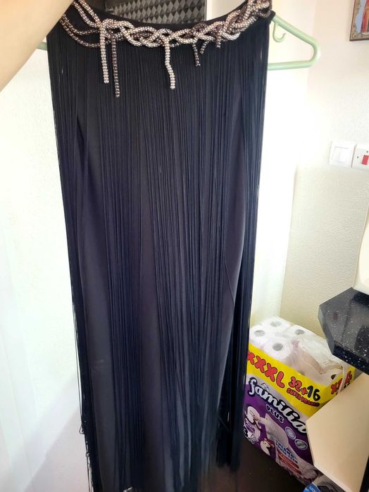 Черна Рокля с ресни