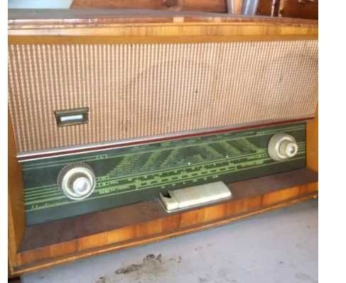 Obiecte de colectie, radio, ceas,